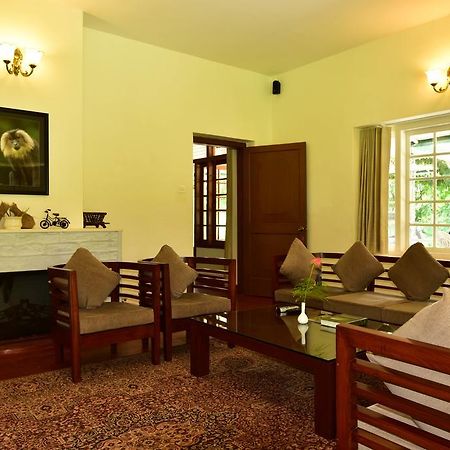 Monica Garden Bungalow Vālpārai Eksteriør billede